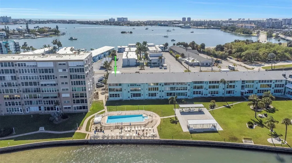 1819 Shore Drive S South Pasadena FL 33707