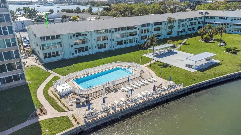 1819 Shore Drive S South Pasadena FL 33707