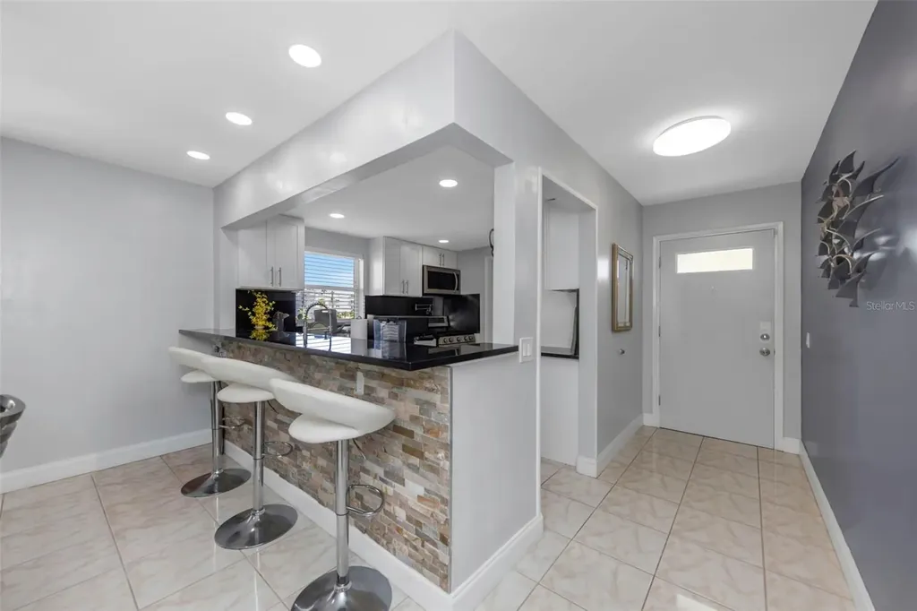 1819 Shore Drive S South Pasadena FL 33707