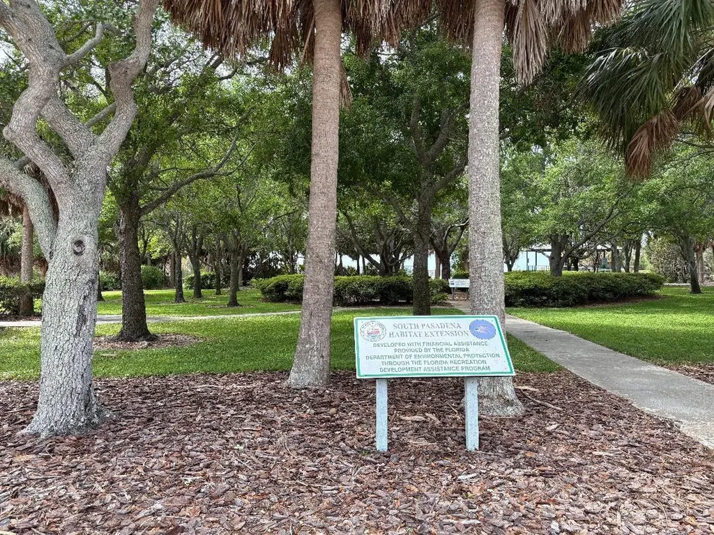 1819 Shore Drive S South Pasadena FL 33707