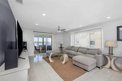1819 Shore Drive S South Pasadena FL 33707