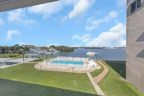 1819 Shore Drive S South Pasadena FL 33707