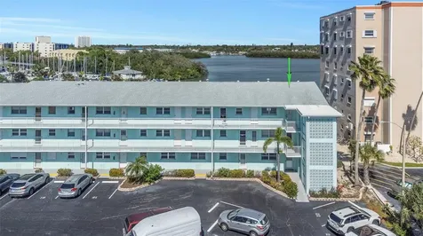 1819 Shore Drive S South Pasadena FL 33707