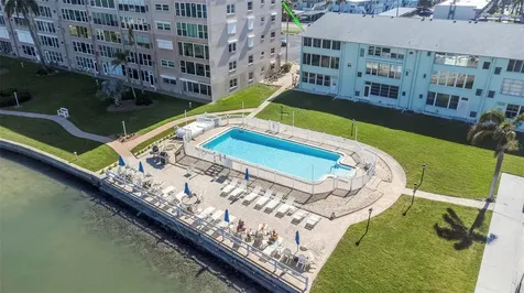 1819 Shore Drive S South Pasadena FL 33707