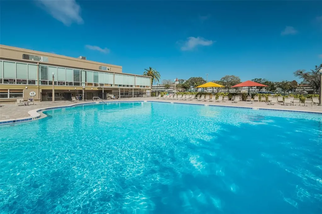 2220 Swedish Drive Clearwater FL 33763
