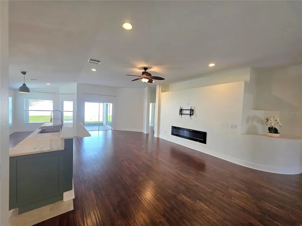 730 Straw Lake Drive Brandon FL 33510