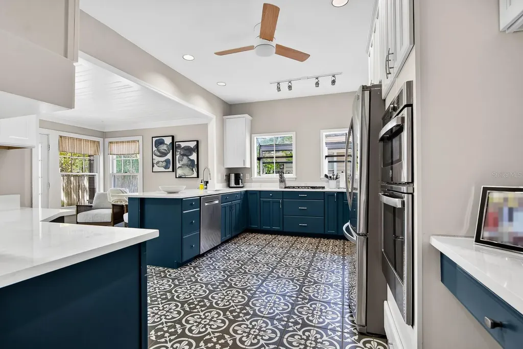 2303 S Ardson Place Tampa FL 33629