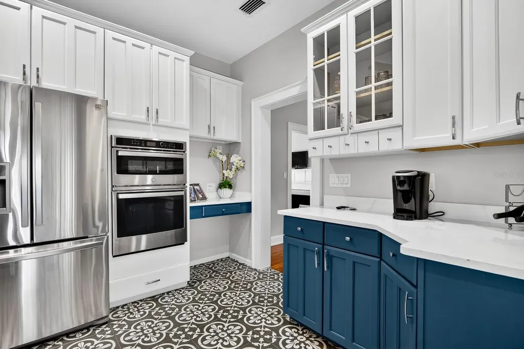 2303 S Ardson Place Tampa FL 33629