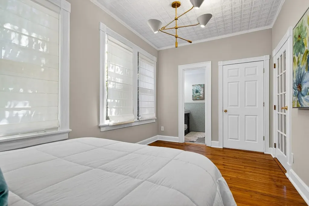 2303 S Ardson Place Tampa FL 33629