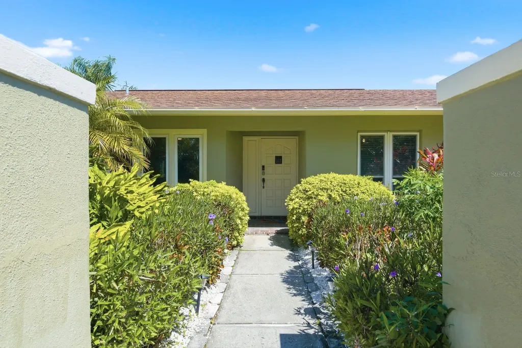 1680 Cinnamon Lane Dunedin FL 34698