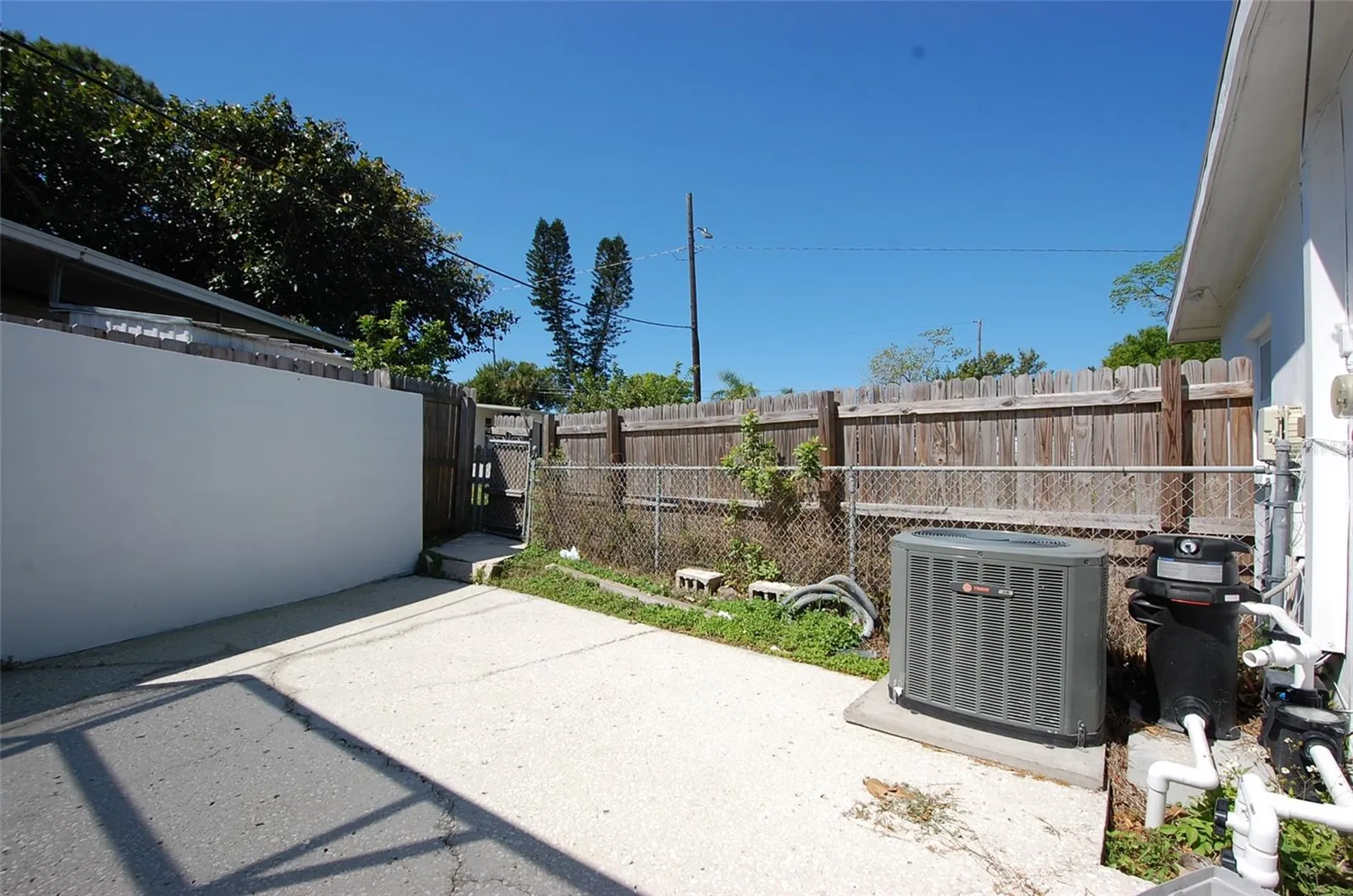 1201 S Betty Lane Clearwater FL 33756