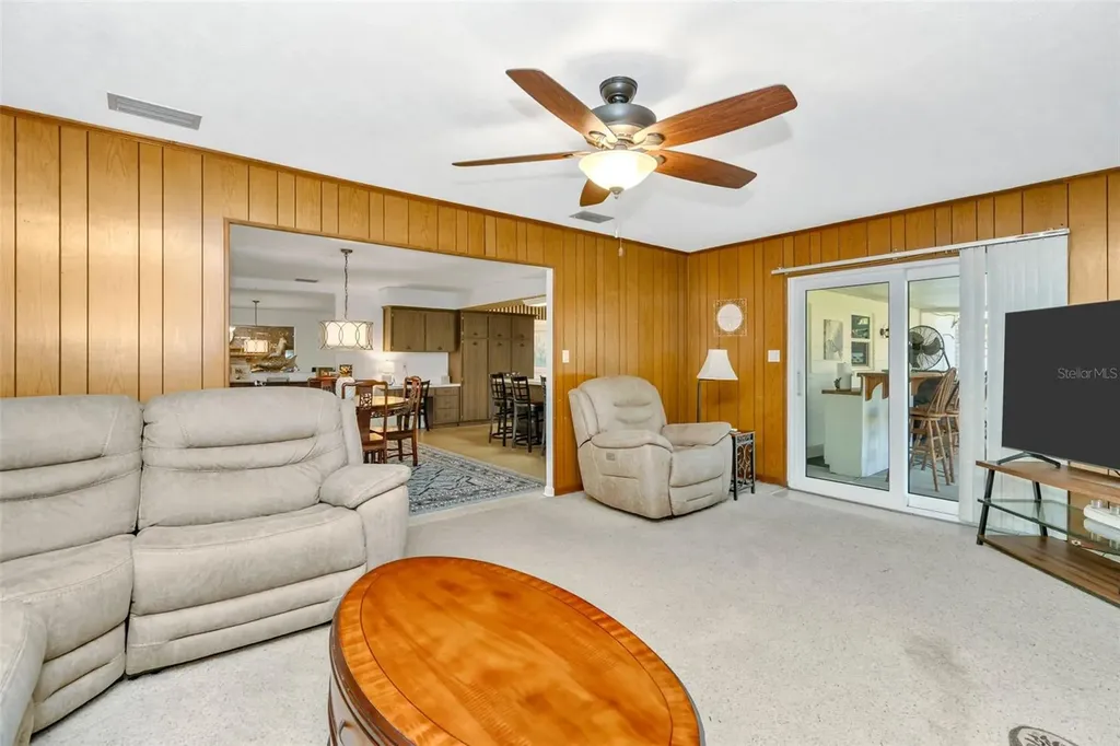 808 Coulter Place Brandon FL 33511