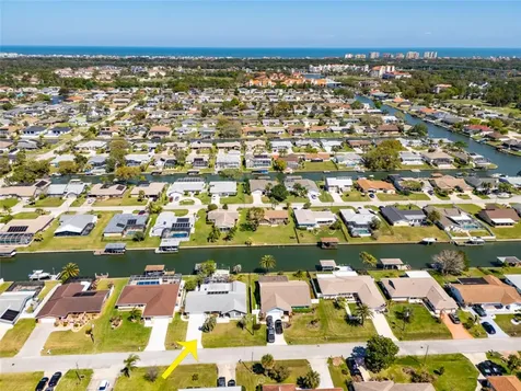11 Clearview Court S Palm Coast FL 32137