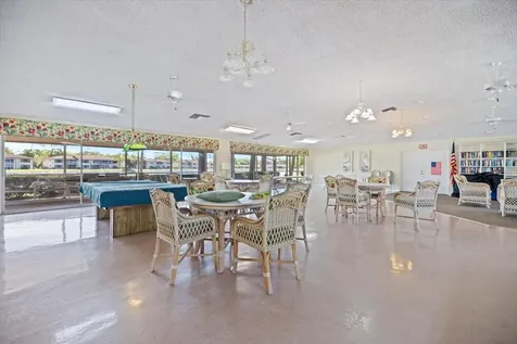 4522 Narraganset Trail Sarasota FL 34233