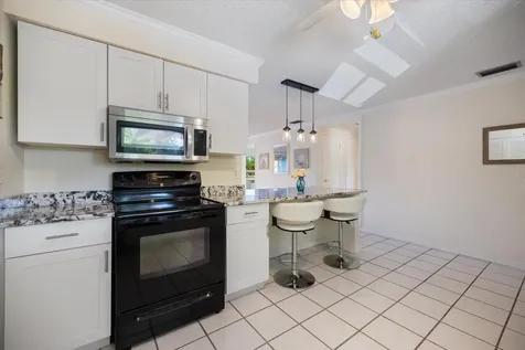 4522 Narraganset Trail Sarasota FL 34233