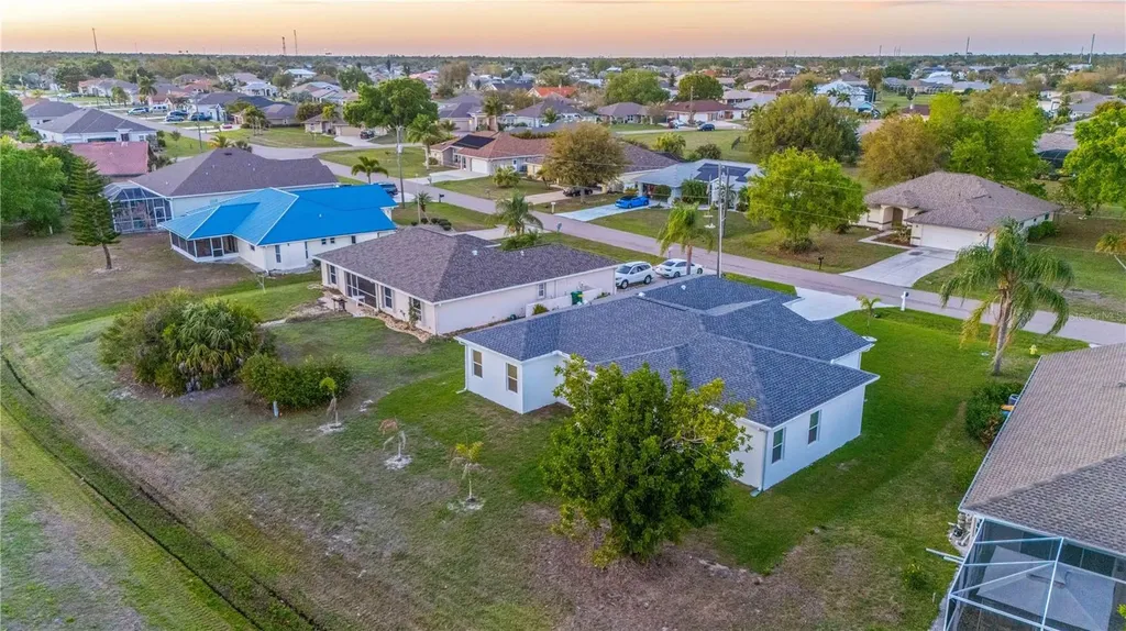 25407 Rupert Punta Gorda FL 33983