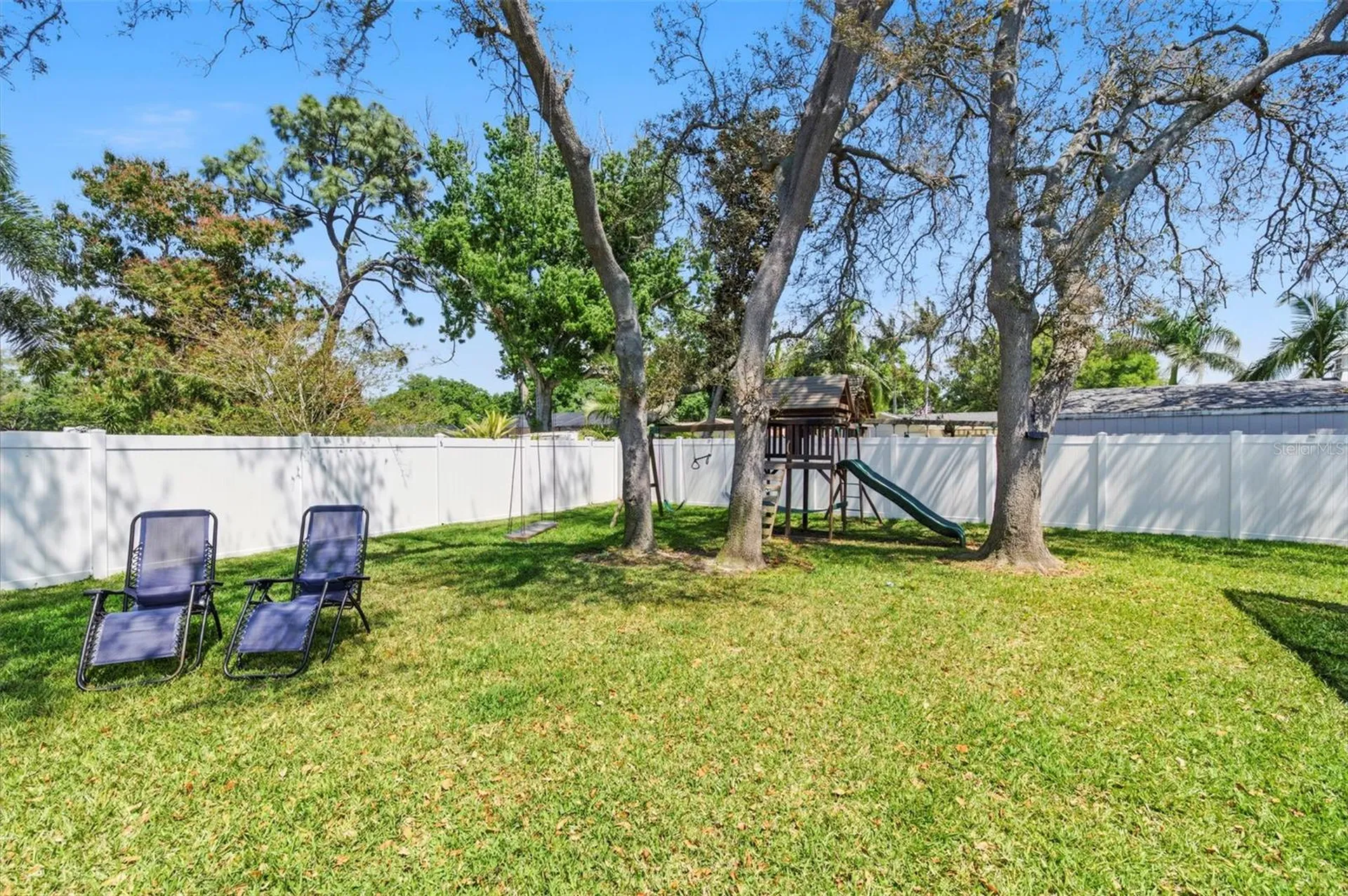 9667 123rd Way Seminole FL 33772