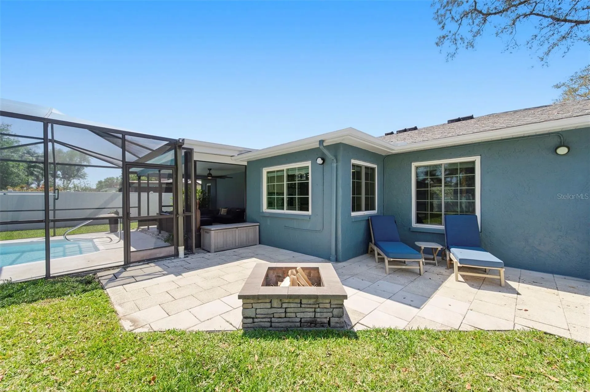 9667 123rd Way Seminole FL 33772