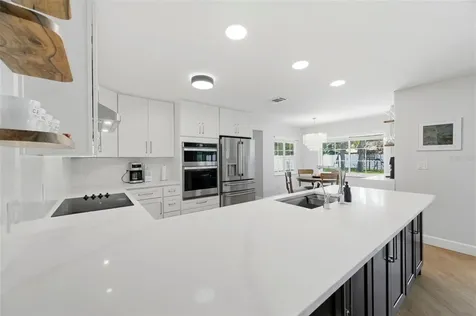 9667 123rd Way Seminole FL 33772
