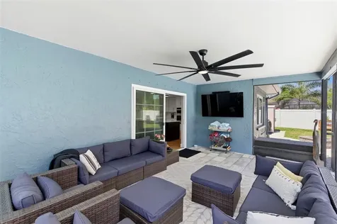 9667 123rd Way Seminole FL 33772