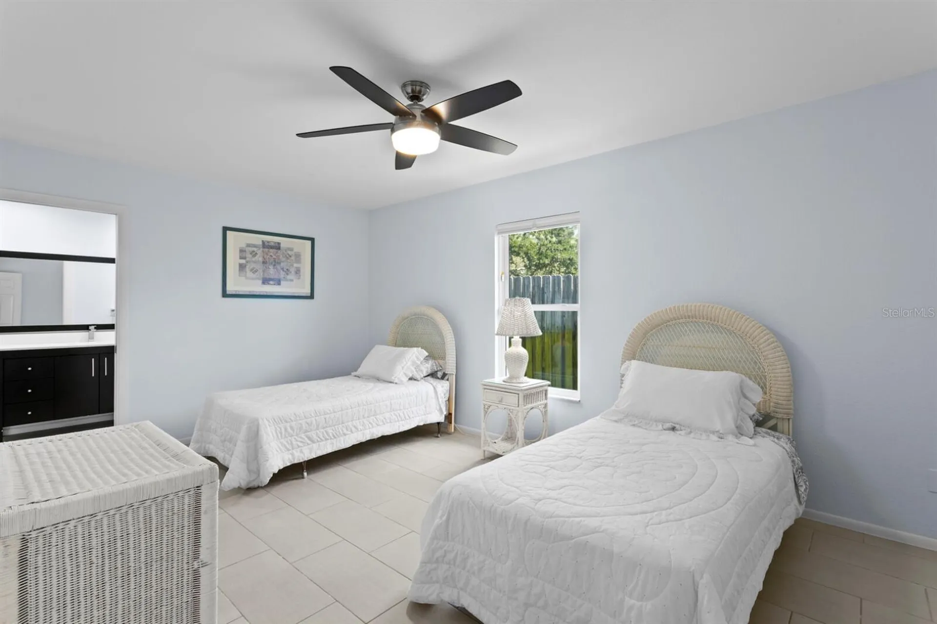 8645 Pinetree Drive W Seminole FL 33772