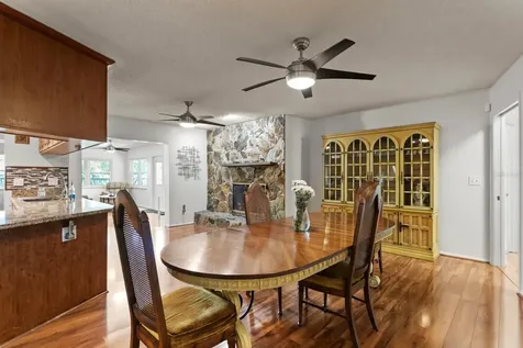 8645 Pinetree Drive W Seminole FL 33772