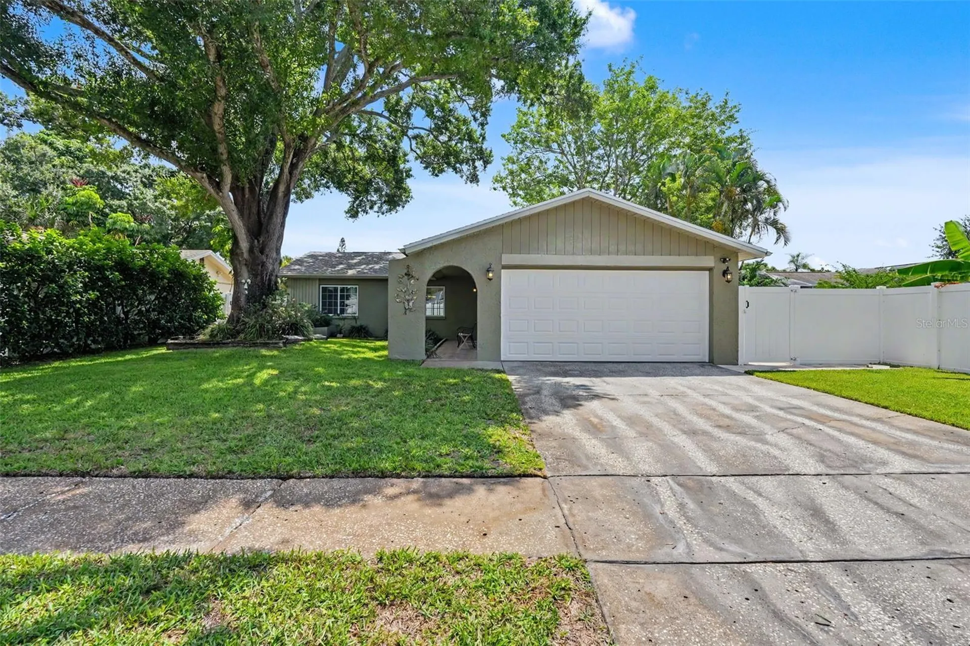 12431 Del Verde Drive Largo FL 33773