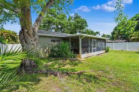 12431 Del Verde Drive Largo FL 33773