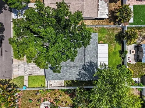 12431 Del Verde Drive Largo FL 33773
