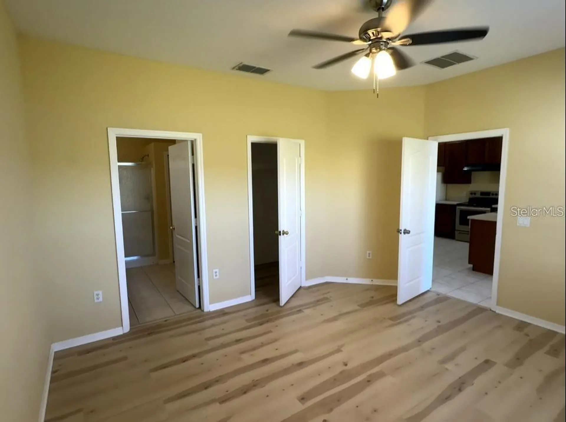 1008 Hacienda Circle Kissimmee FL 34741