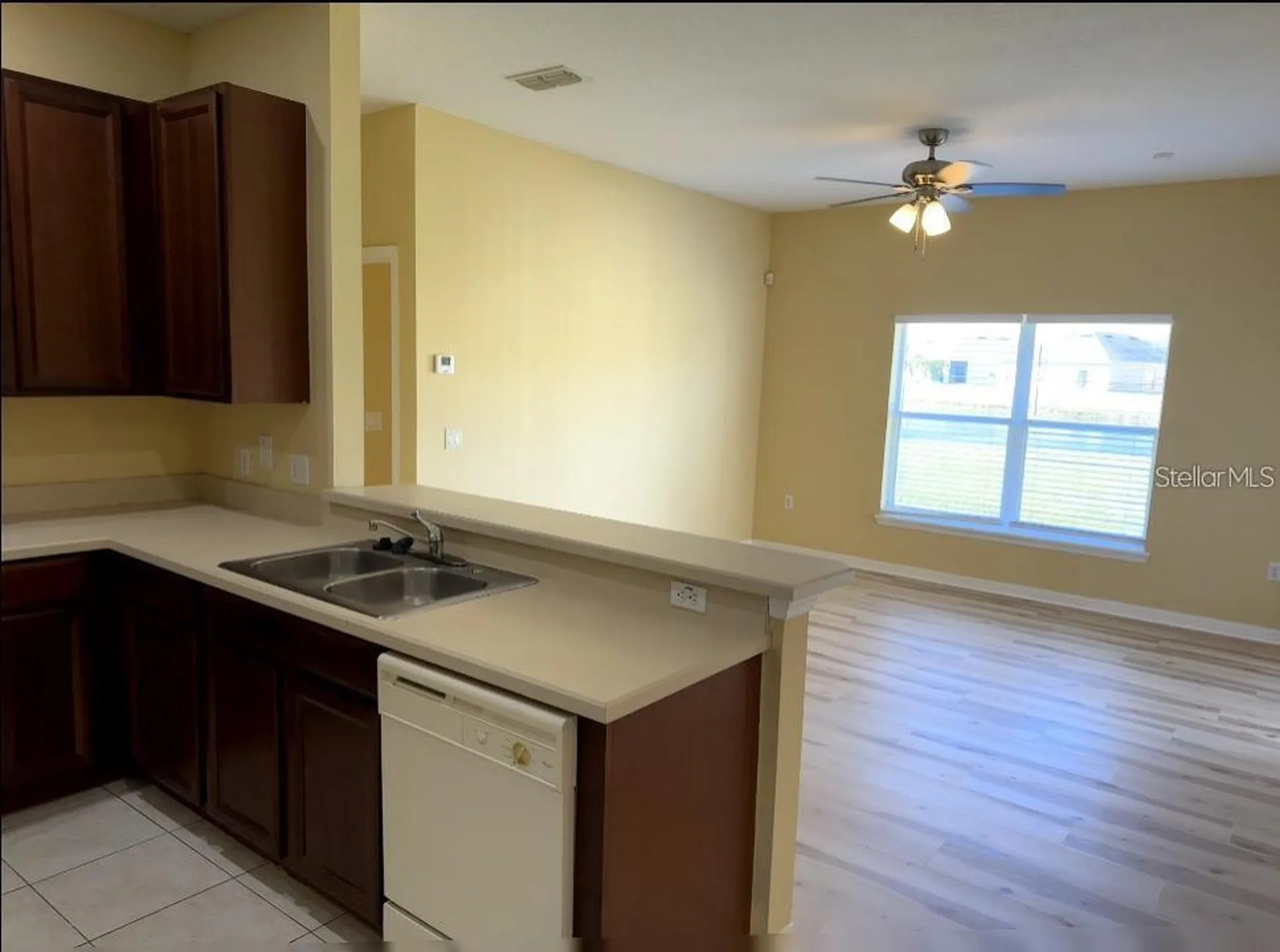 1008 Hacienda Circle Kissimmee FL 34741