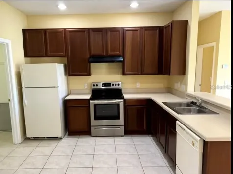 1008 Hacienda Circle Kissimmee FL 34741