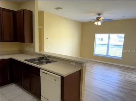 1008 Hacienda Circle Kissimmee FL 34741