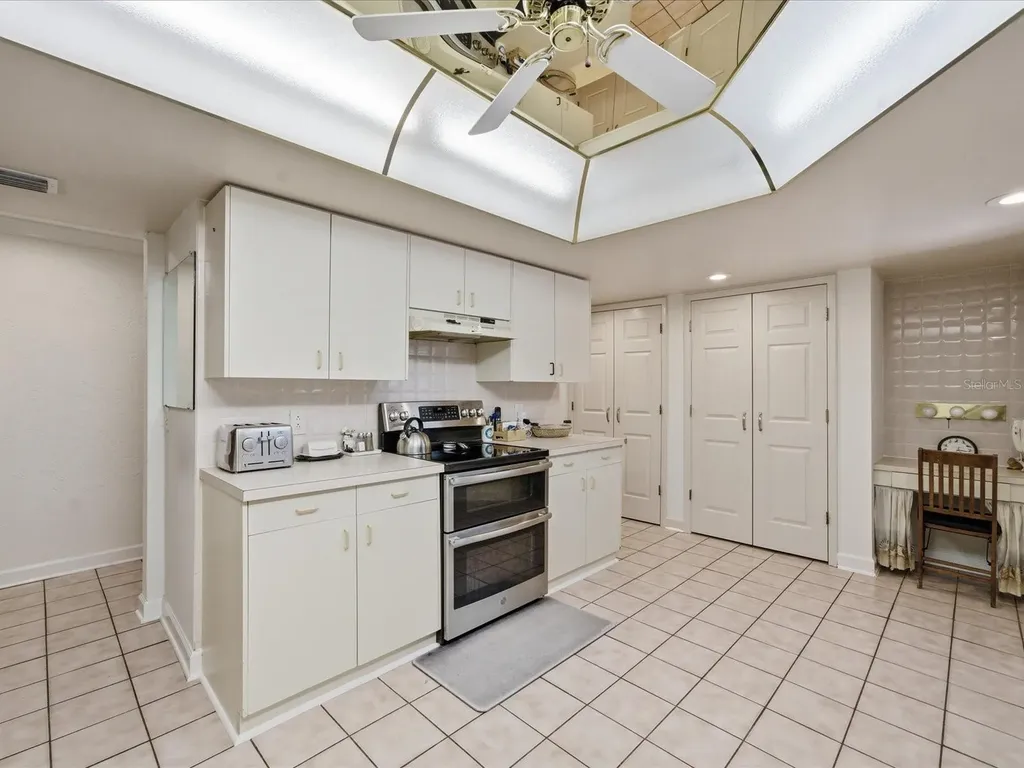 1316 Kennywood Drive Largo FL 33770