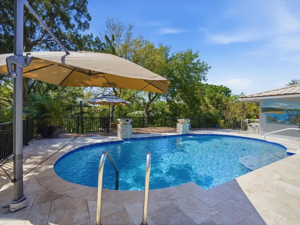 1316 Kennywood Drive Largo FL 33770