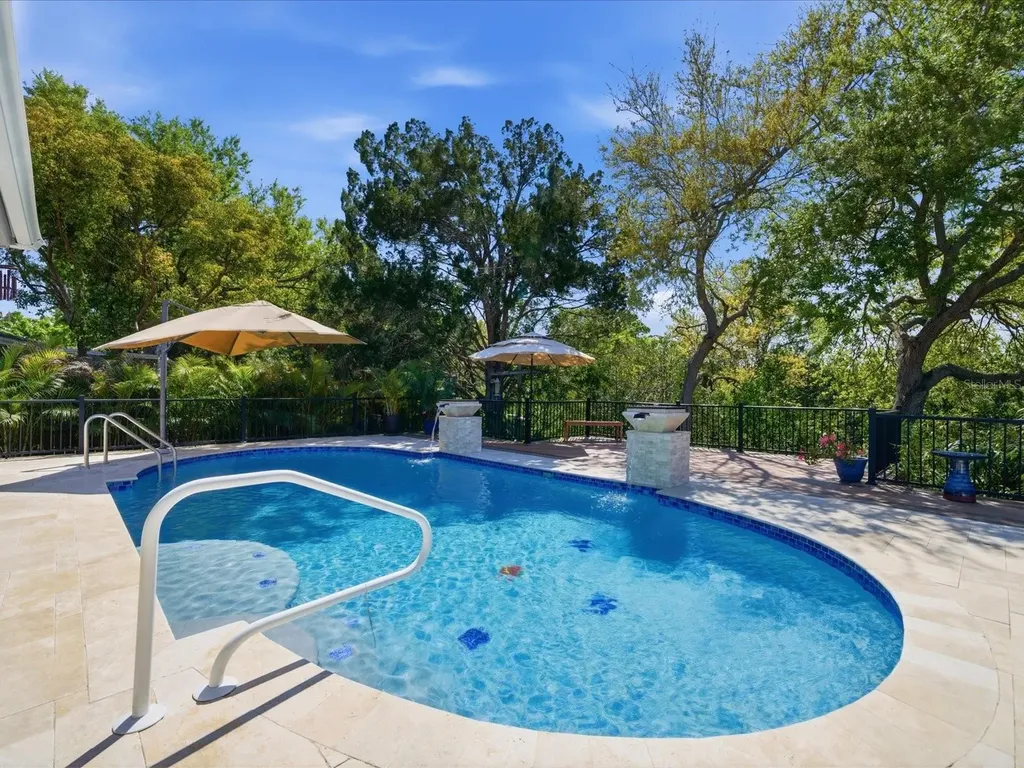 1316 Kennywood Drive Largo FL 33770