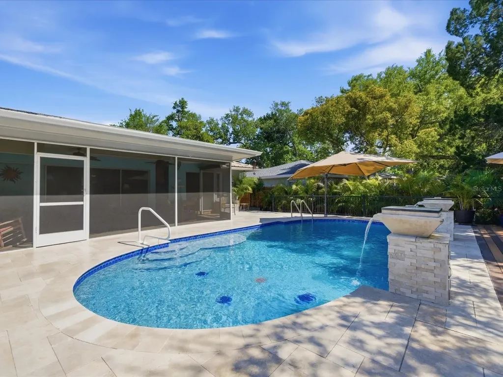 1316 Kennywood Drive Largo FL 33770