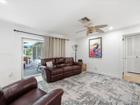 1316 Kennywood Drive Largo FL 33770