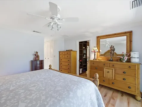 1316 Kennywood Drive Largo FL 33770