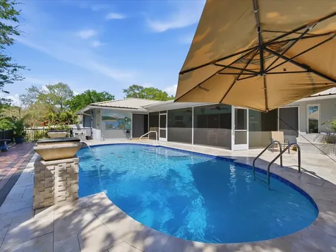 1316 Kennywood Drive Largo FL 33770