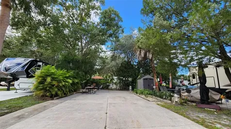 153 Horseshoe Bend River Ranch FL 33867