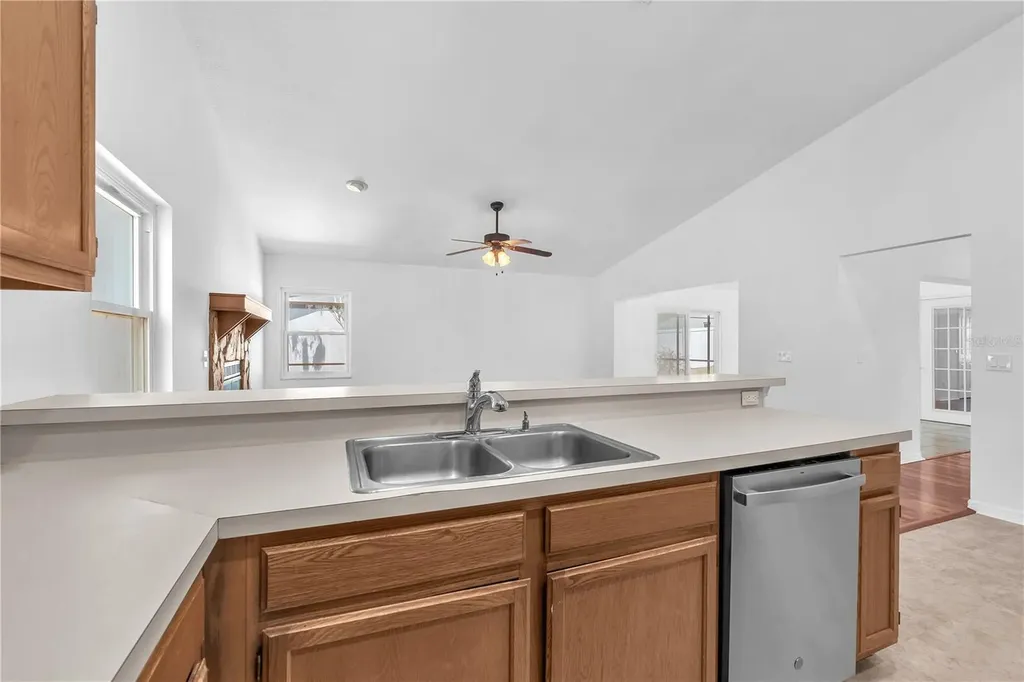 2805 Tammarron Lane Brandon FL 33511