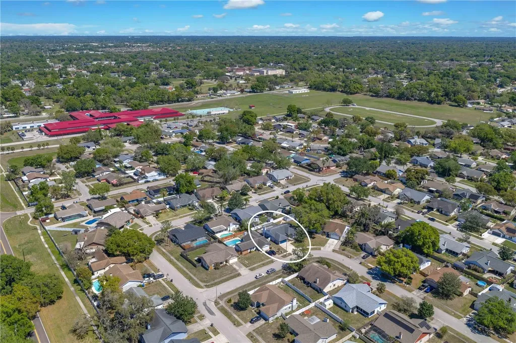 2805 Tammarron Lane Brandon FL 33511