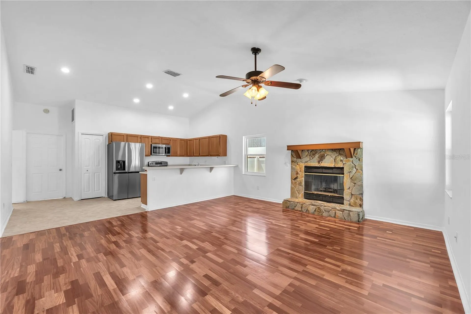 2805 Tammarron Lane Brandon FL 33511