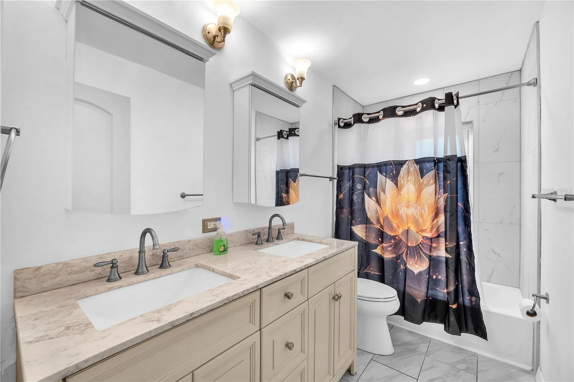 2805 Tammarron Lane Brandon FL 33511