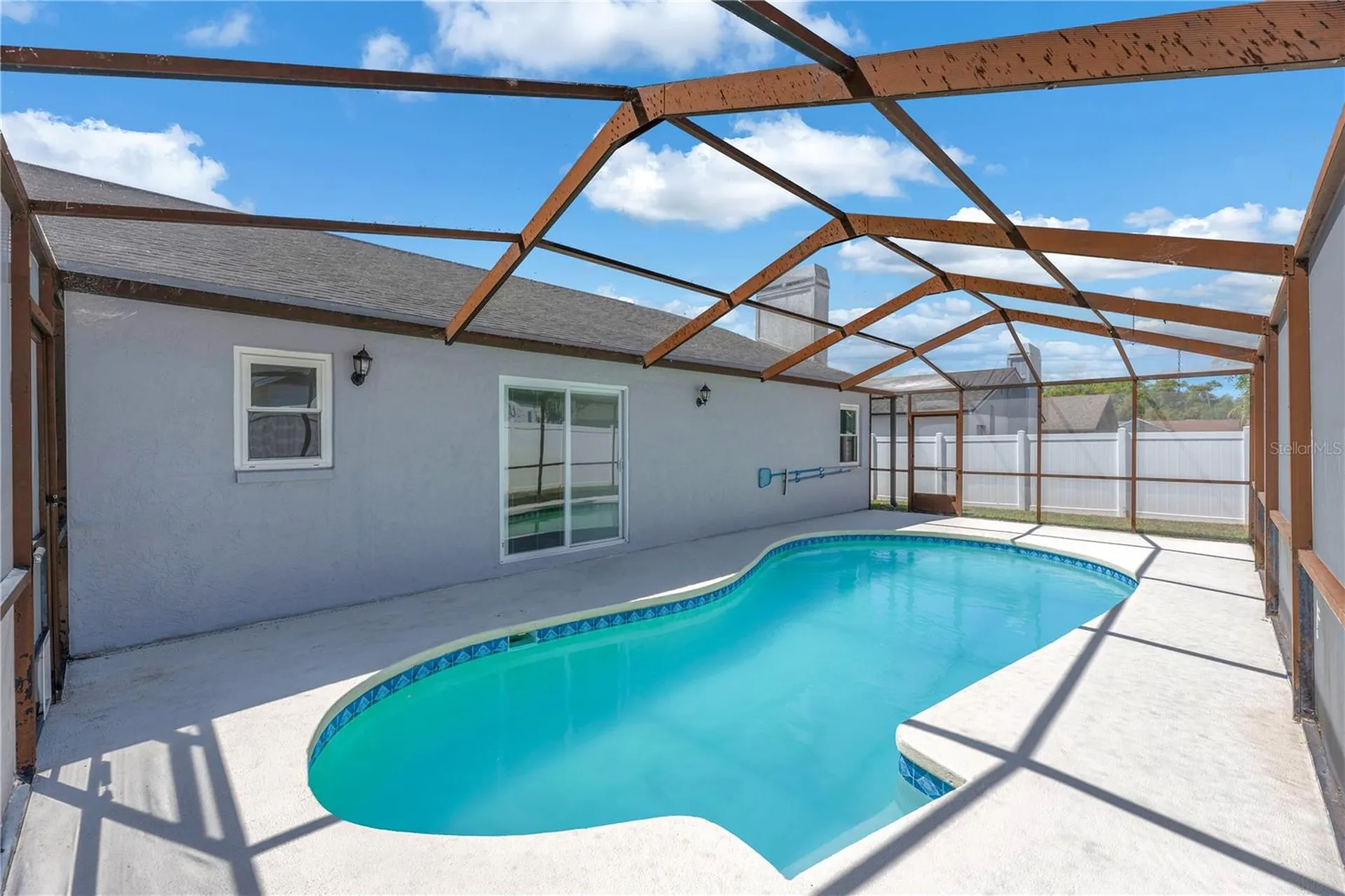 2805 Tammarron Lane Brandon FL 33511