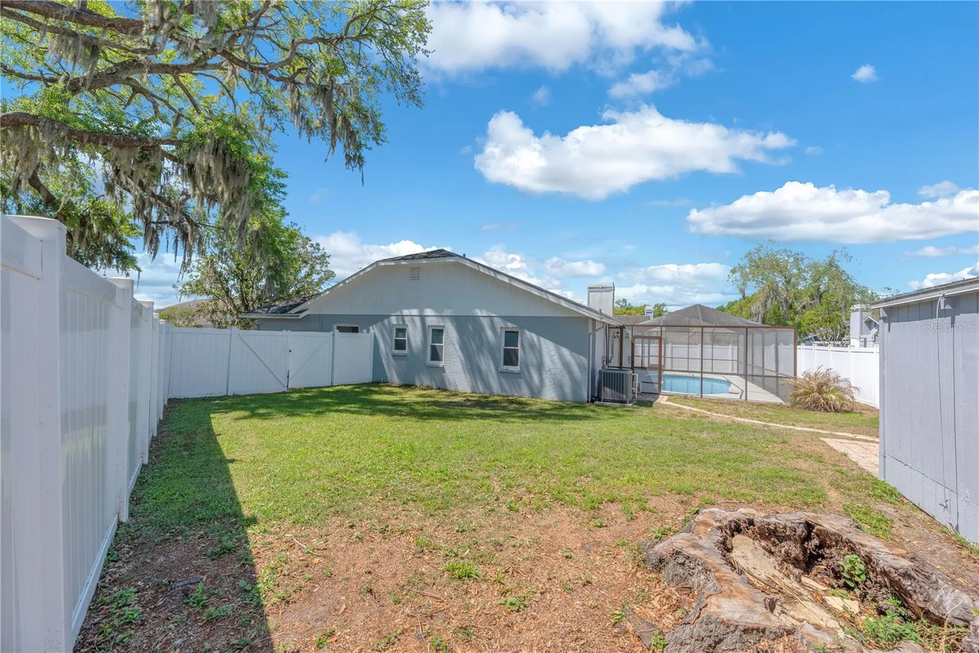 2805 Tammarron Lane Brandon FL 33511