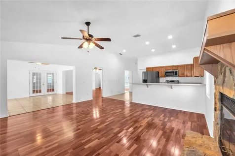 2805 Tammarron Lane Brandon FL 33511