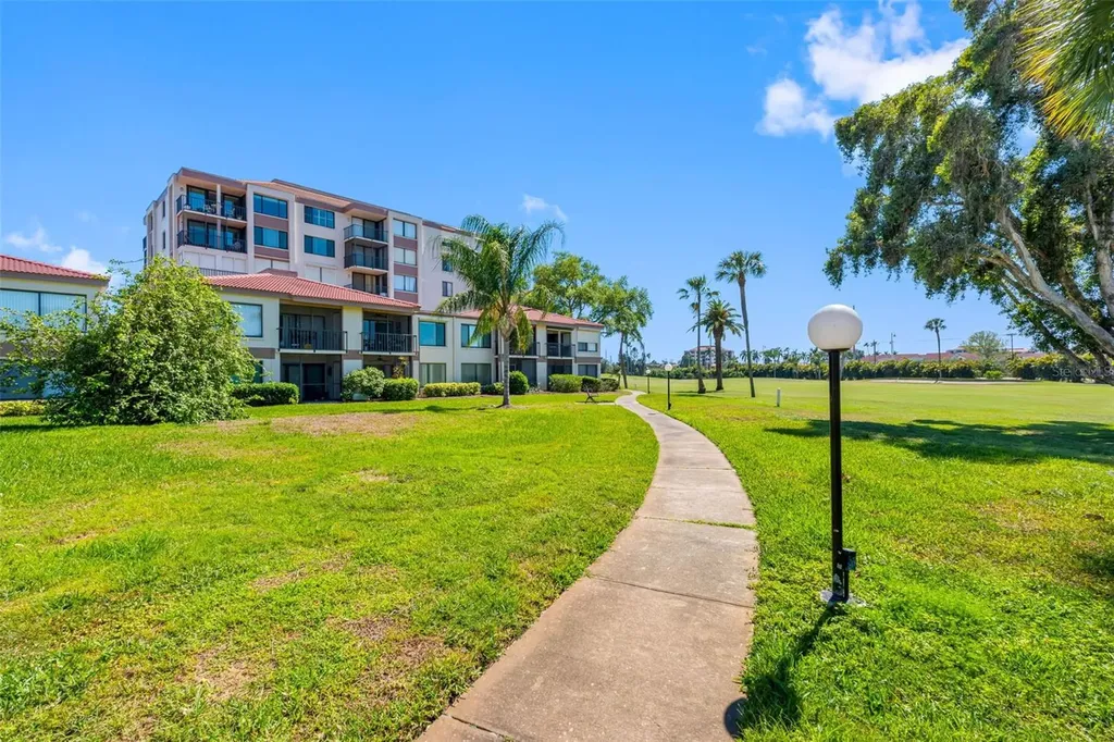 6269 Palma Del Mar Boulevard S St Petersburg FL 33715