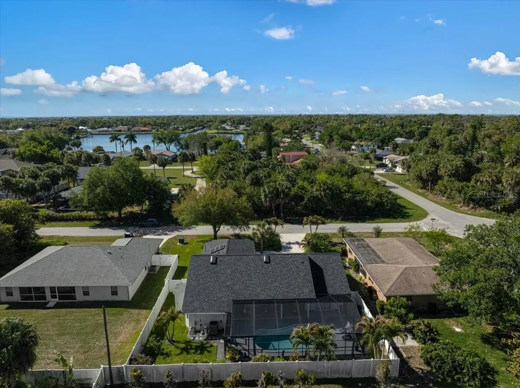 18380 Robinson Avenue Port Charlotte FL 33948